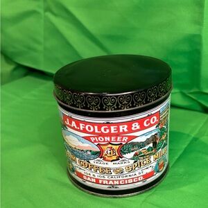 Vintage Folgers can in great condition.